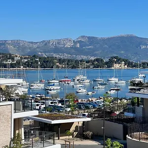 L'apart'83 - T2 Classe 5 Etoiles - Belle Vue Sur La Baie Du Lazaret Appartement